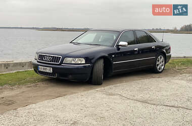 Седан Audi S8 1999 в 