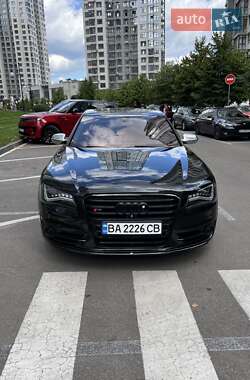 Седан Audi S8 2012 в Киеве