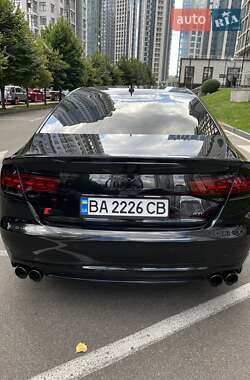 Седан Audi S8 2012 в Киеве