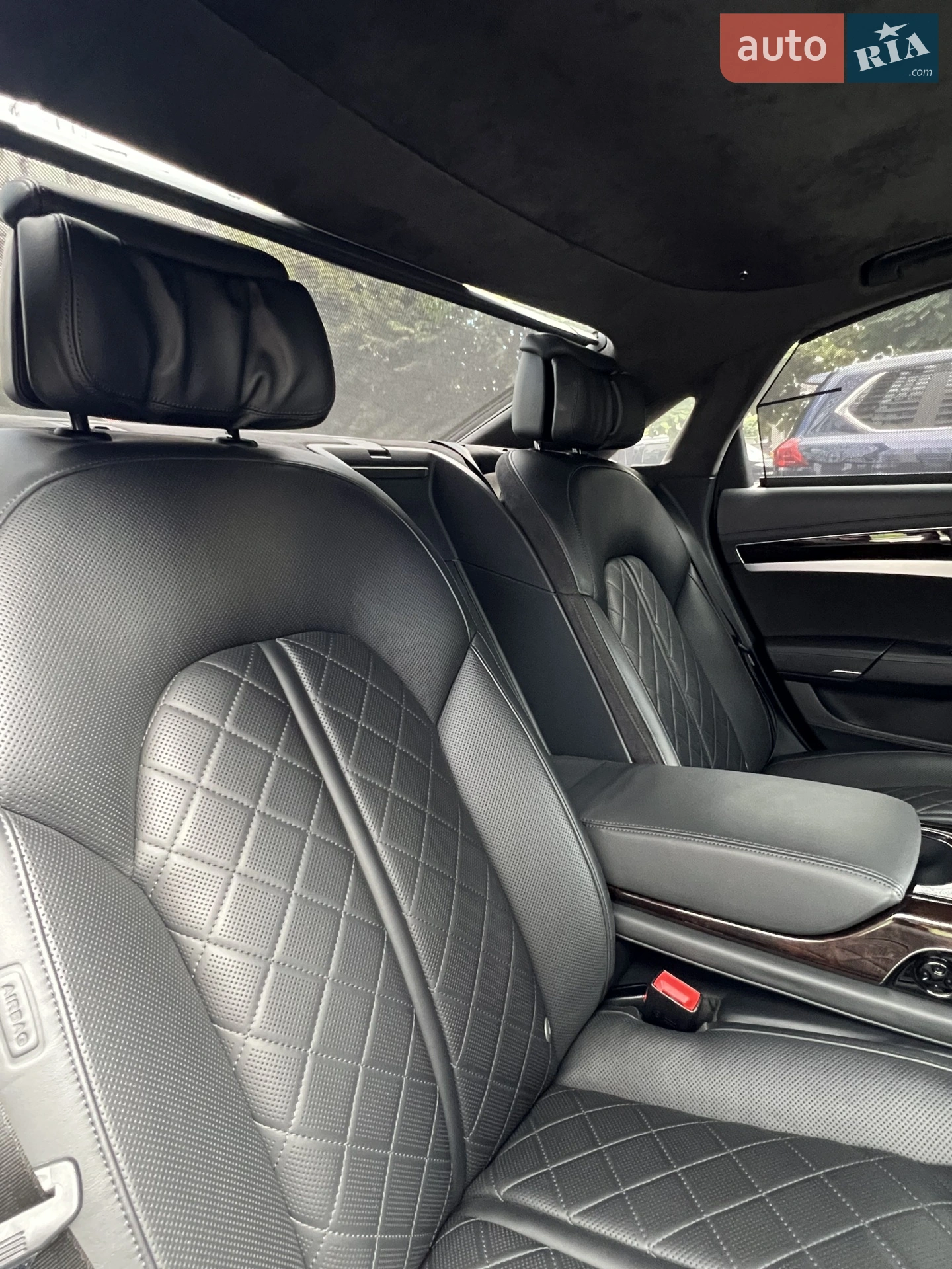 2012 Audi S8 - мініатюра 42