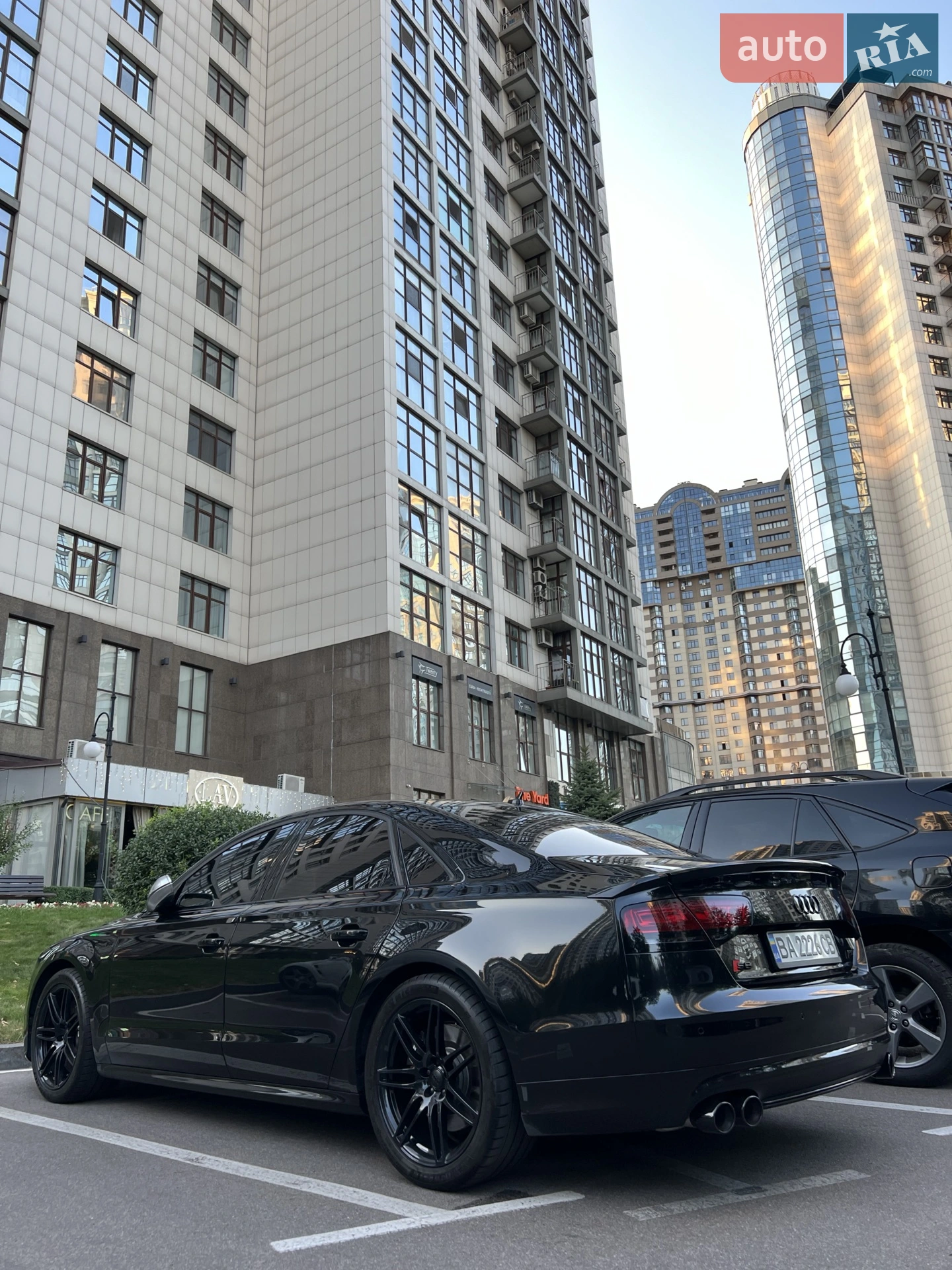 2012 Audi S8 - мініатюра 78