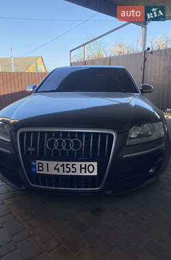 Седан Audi S8 2007 в Лубнах