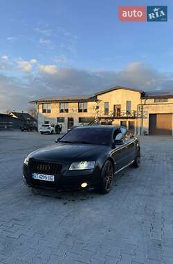 Седан Audi S8 2007 в Калуші