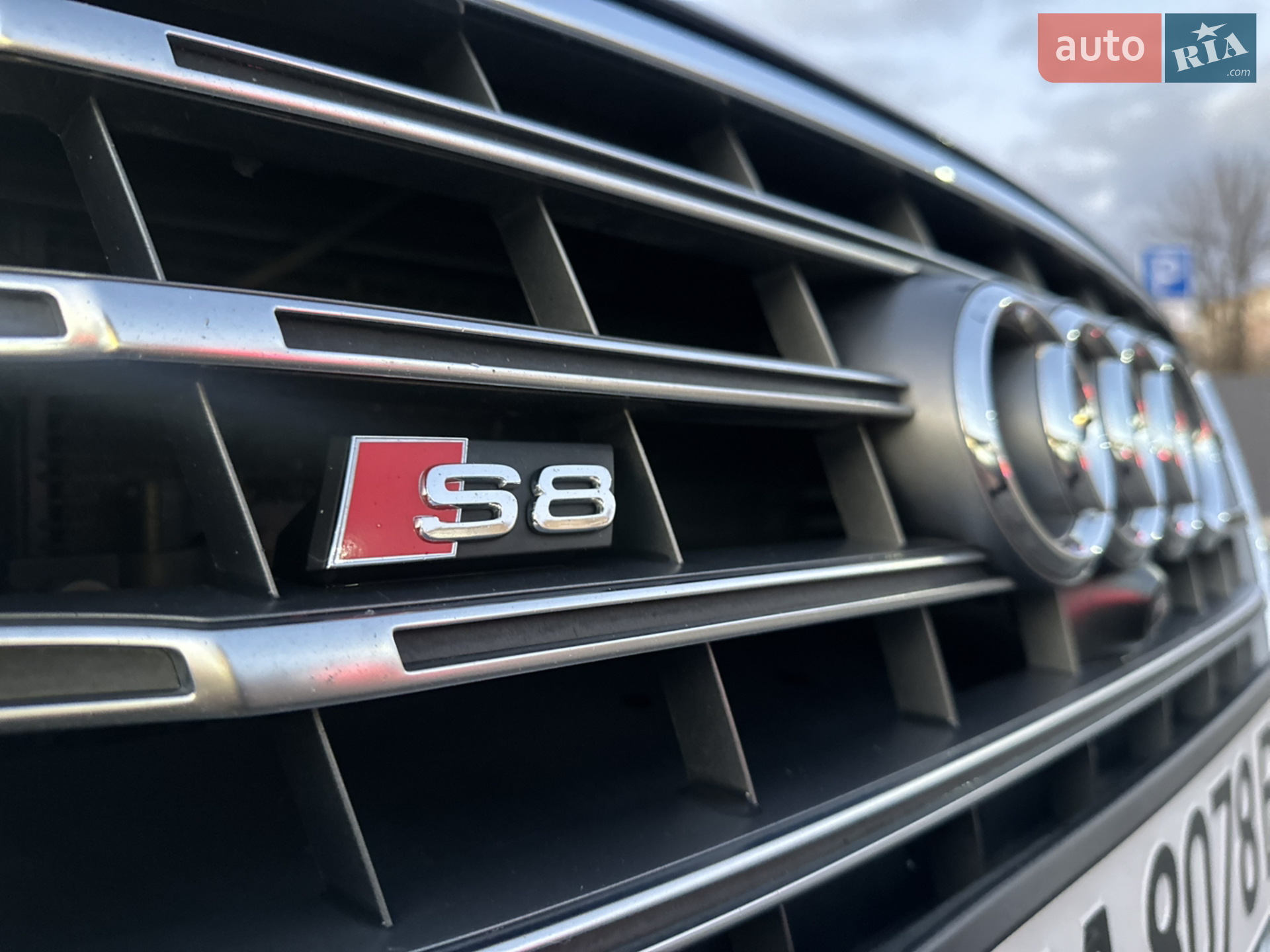 2012 Audi S8 - мініатюра 10