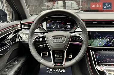 Седан Audi S8 2024 в Києві