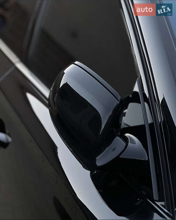 Седан Audi S8 2017 в Ужгороде