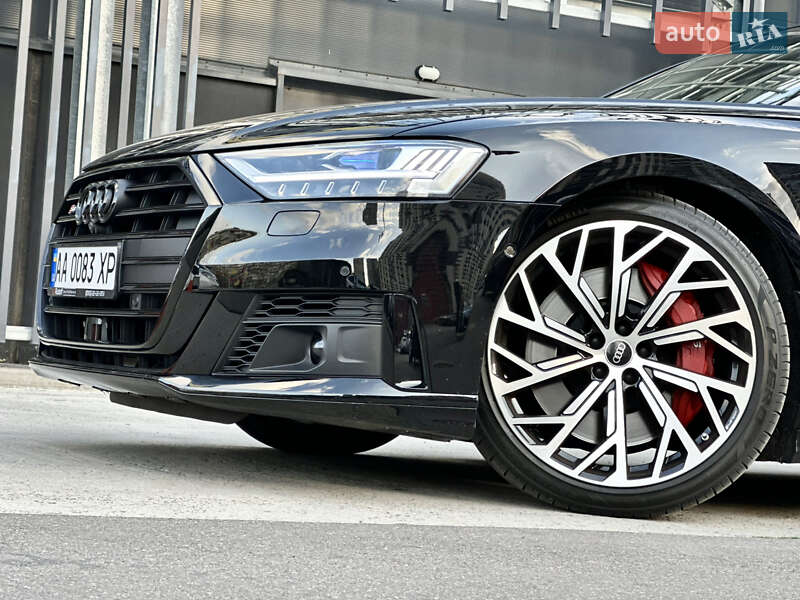Седан Audi S8 2021 в Києві