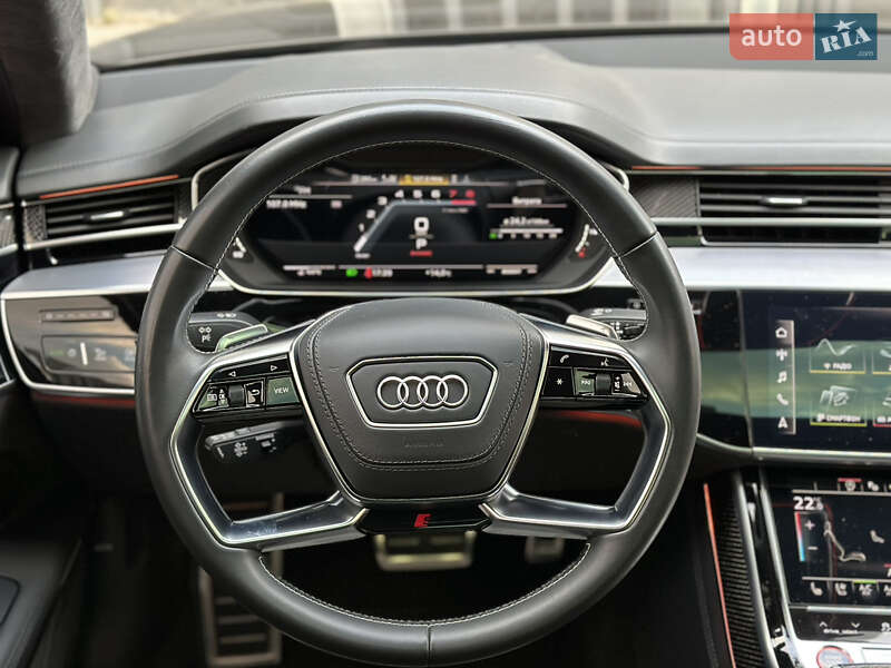 Седан Audi S8 2021 в Києві
