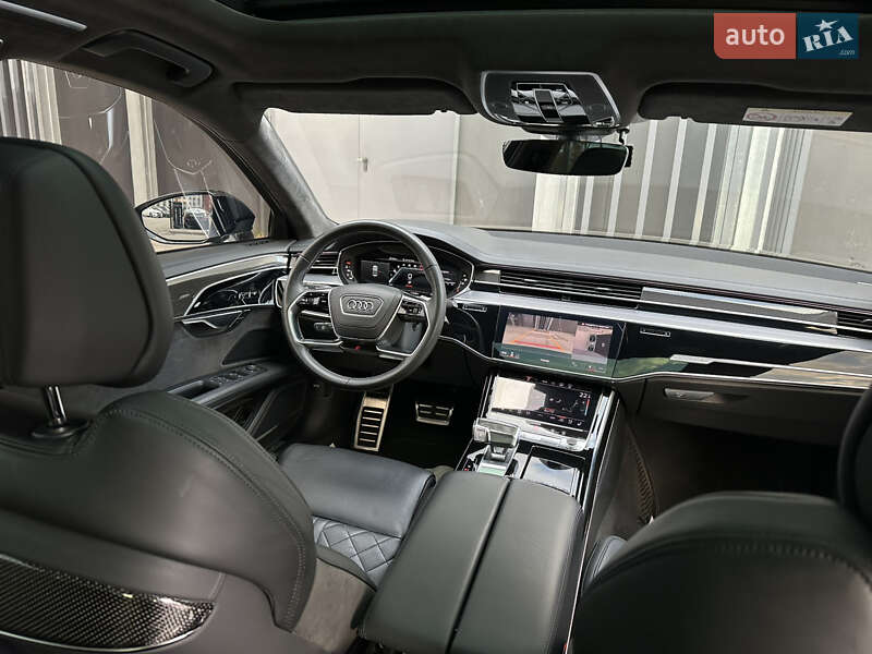 Седан Audi S8 2021 в Києві