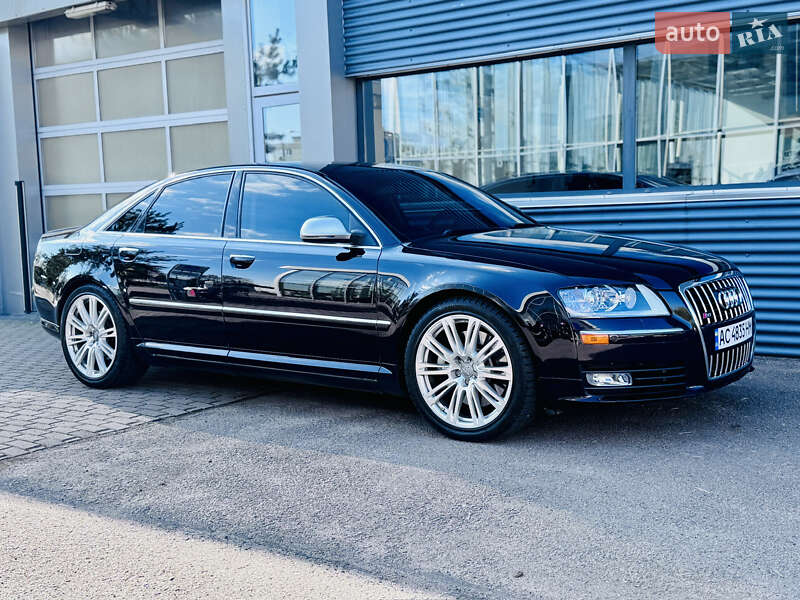 Audi S8 2008