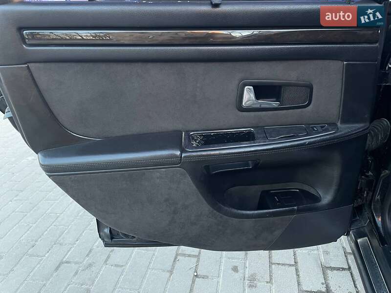 Седан Audi S8 2000 в Тернополе