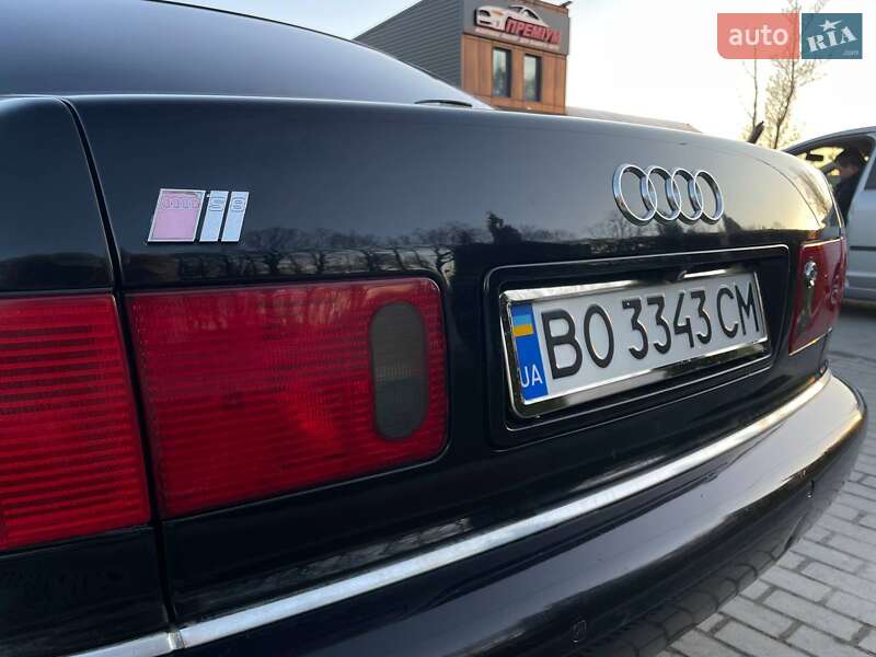 Седан Audi S8 2000 в Тернополе
