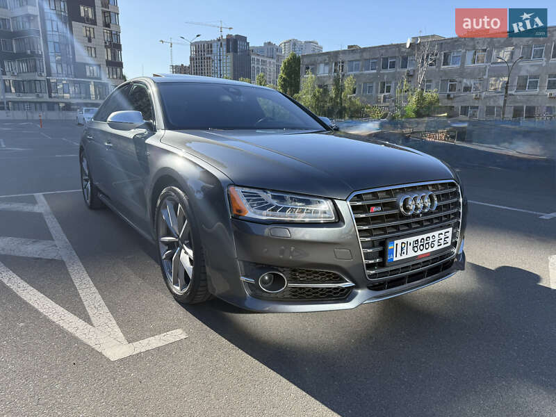Седан Audi S8 2016 в Киеве фото 4 Седан Audi S8 2016 в Киеве