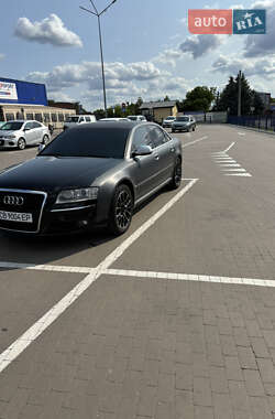 Седан Audi S8 2008 в 