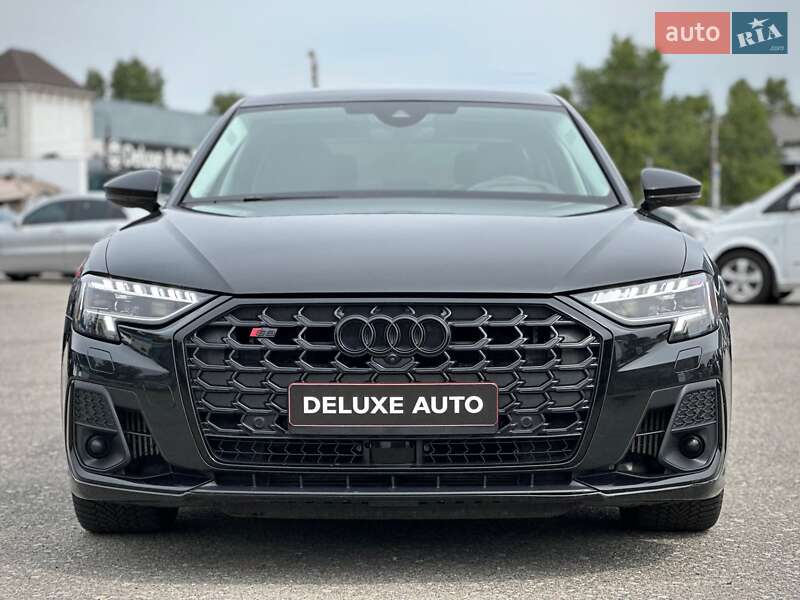 Седан Audi S8 2022 в Киеве