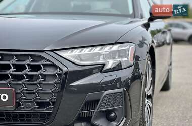 Седан Audi S8 2022 в 