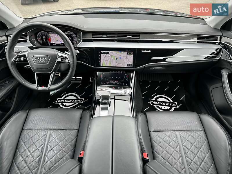Седан Audi S8 2022 в Киеве