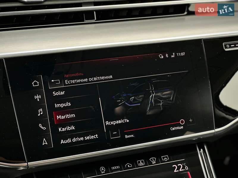 Седан Audi S8 2022 в Киеве