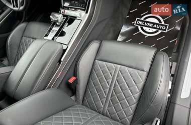 Седан Audi S8 2022 в 