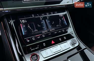 Седан Audi S8 2024 в 