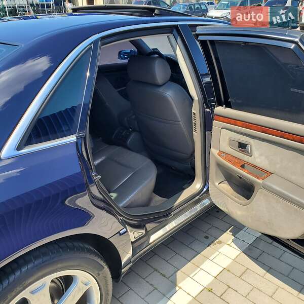 Седан Audi S8 1999 в Калуші