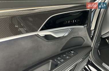 Седан Audi S8 2022 в 