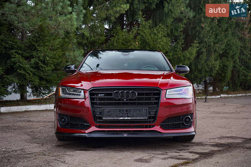 Седан Audi S8 2014 в Киеве