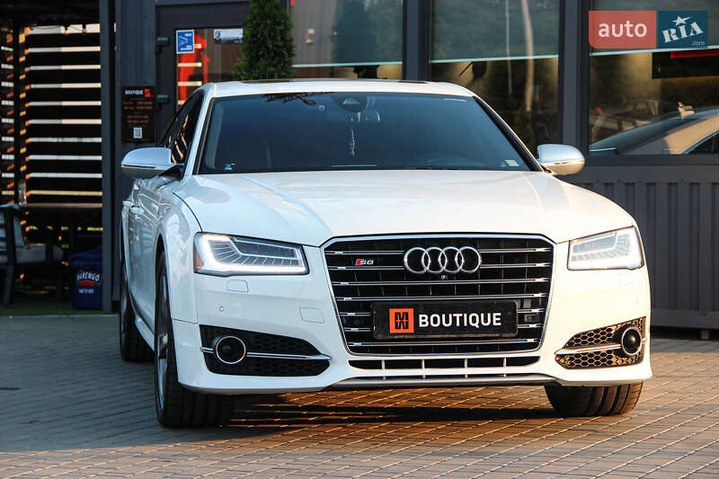 Седан Audi S8 2014 в Одессе