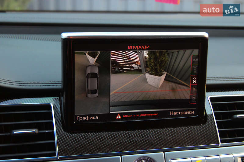 Седан Audi S8 2014 в Одессе