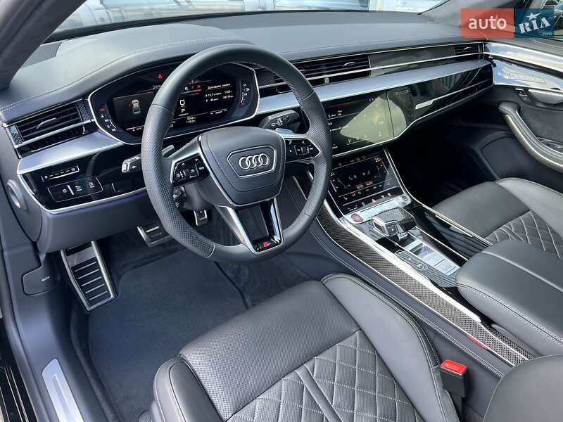 Седан Audi S8 2022 в Києві