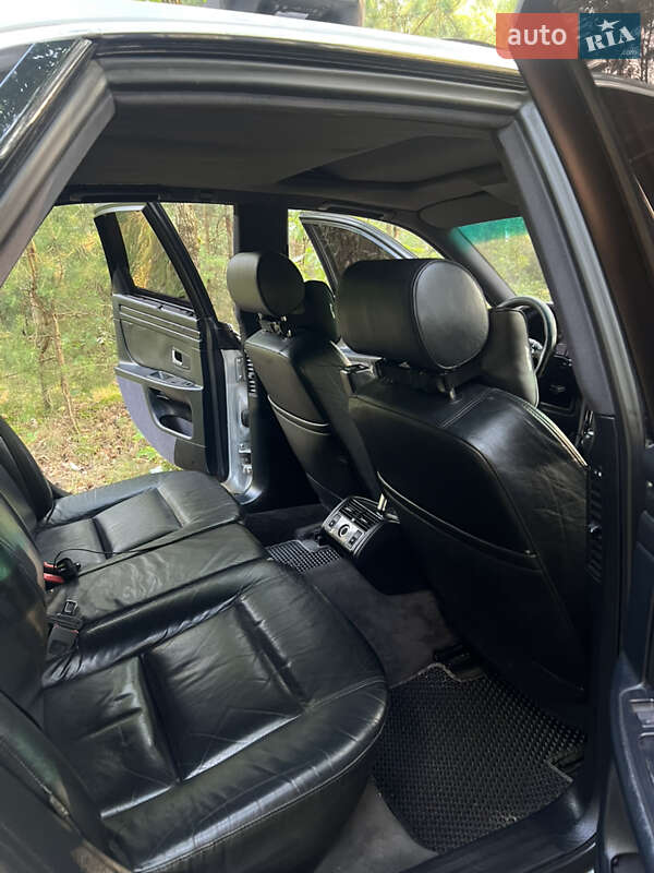 Седан Audi S8 1998 в Володимирі