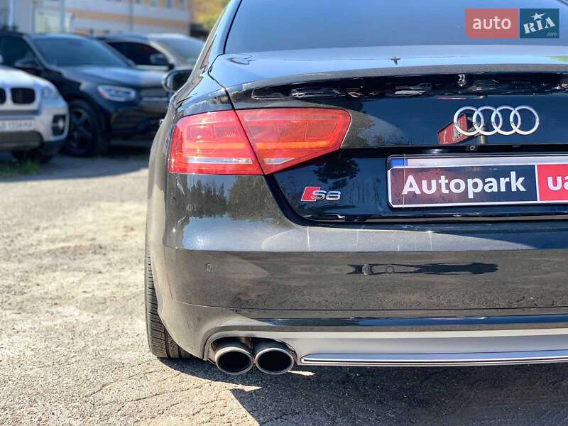 Седан Audi S8 2013 в Виннице фото 14 Седан Audi S8 2013 в Виннице