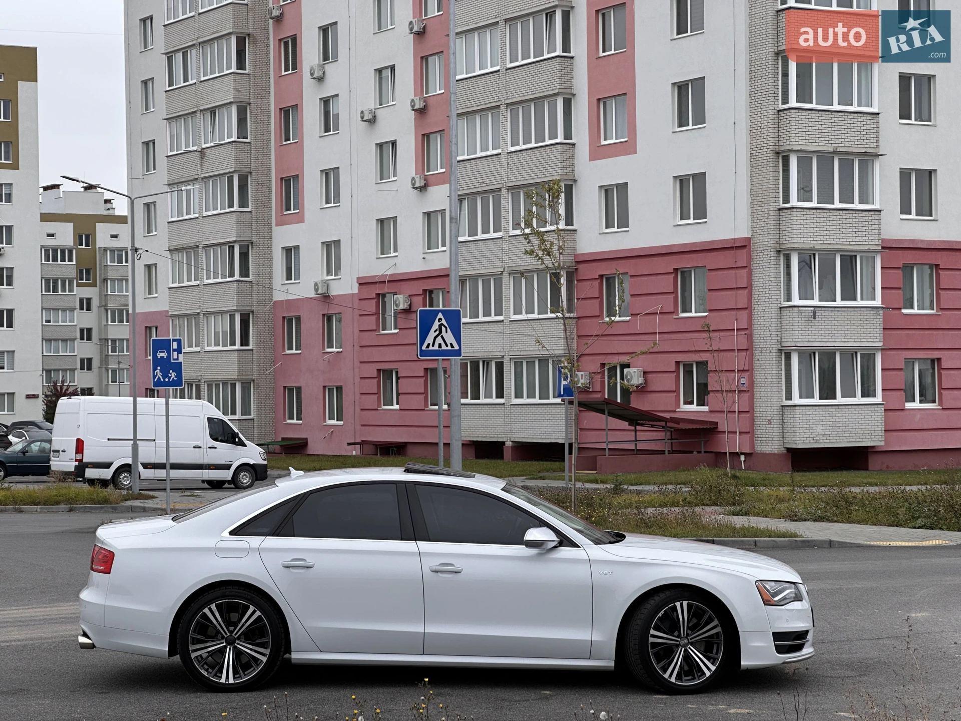 2014 Audi S8 - мініатюра 6