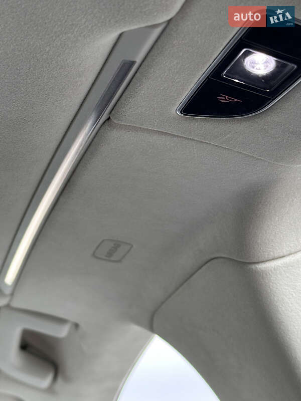 Седан Audi S8 2014 в Вінниці