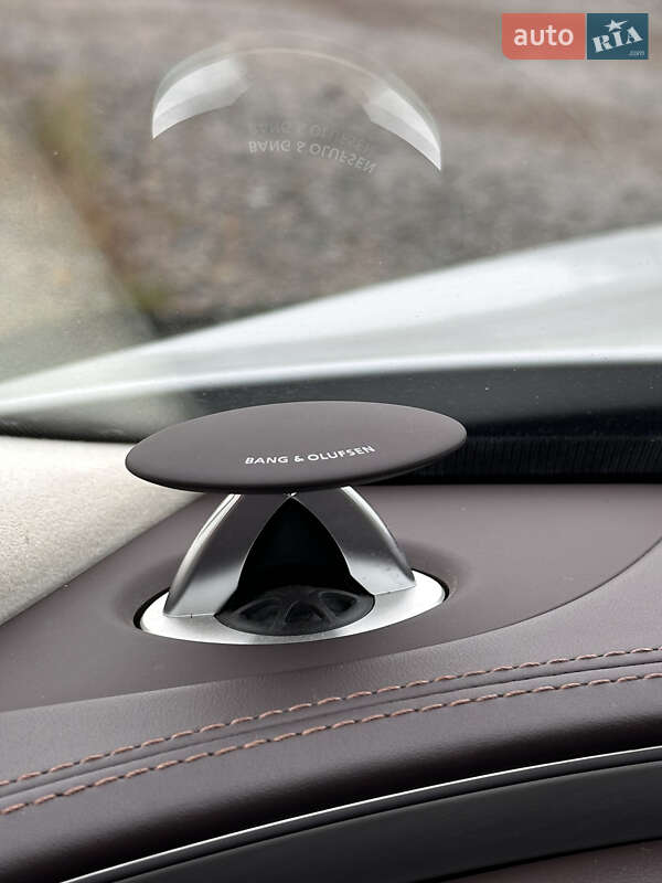 Седан Audi S8 2014 в Вінниці