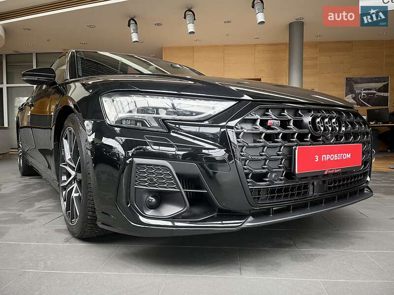 Седан Audi S8 2022 в Днепре фото 10 Седан Audi S8 2022 в Днепре