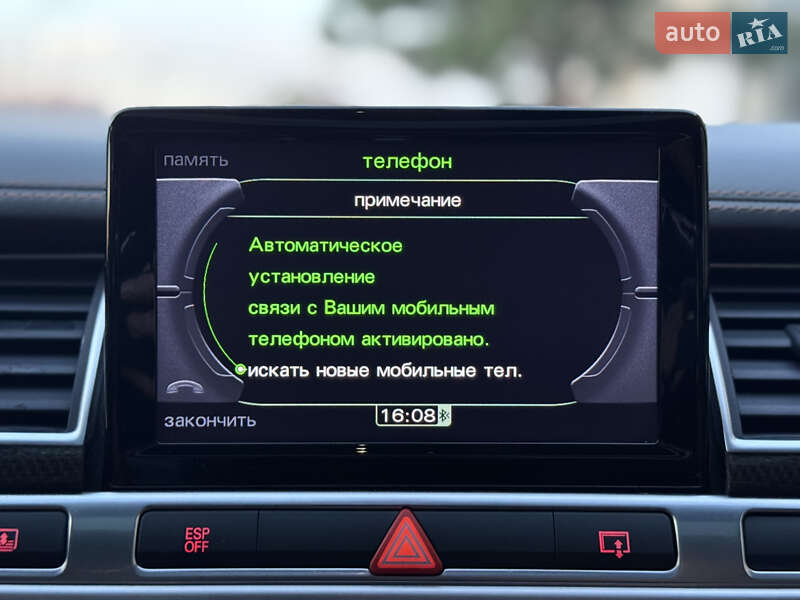 Седан Audi S8 2010 в Одесі