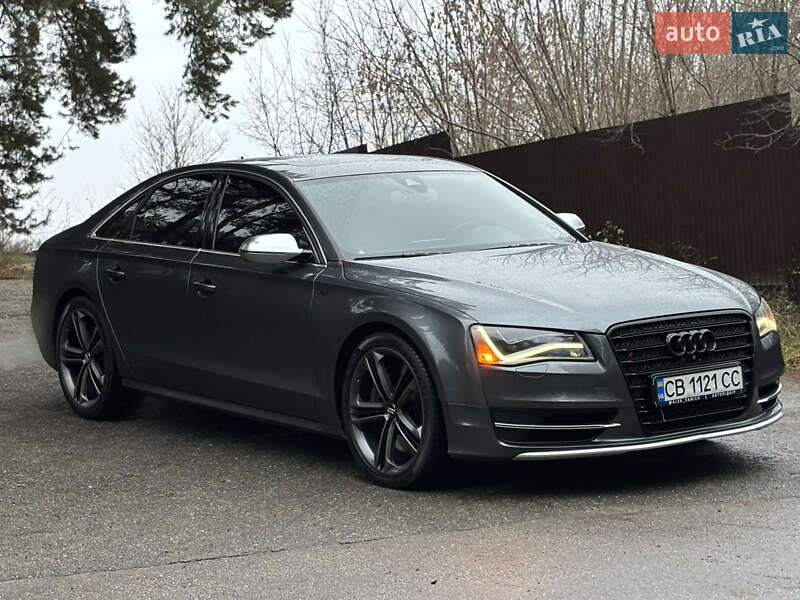Седан Audi S8 2012 в Киеве фото 3 Седан Audi S8 2012 в Киеве