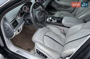 Седан Audi S8 2012 в Киеве