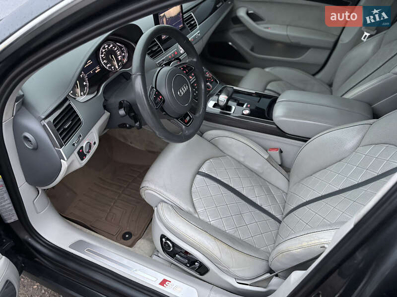 Седан Audi S8 2012 в Киеве фото 9 Седан Audi S8 2012 в Киеве