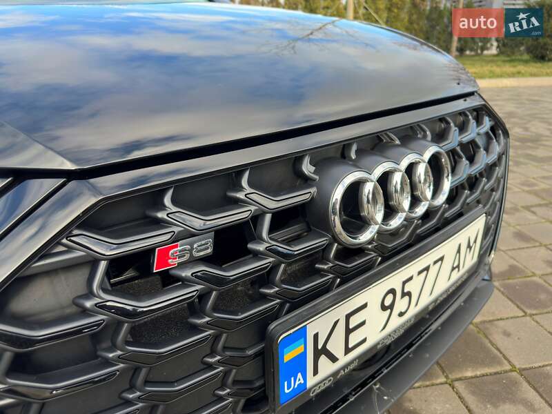 Седан Audi S8 2025 в Кривом Роге