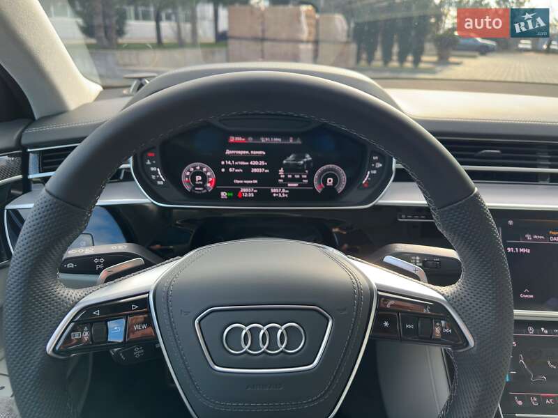 Седан Audi S8 2025 в Кривом Роге