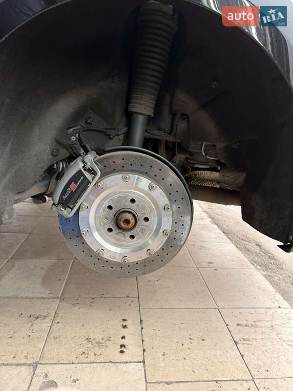 Седан Audi S8 2016 в Києві