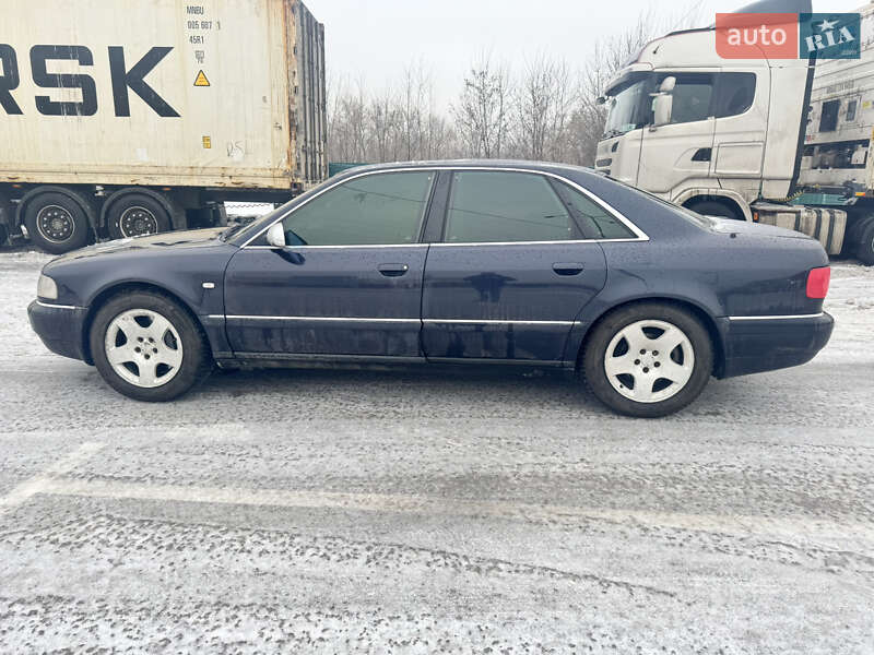 Седан Audi S8 2000 в Києві