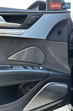 Седан Audi S8 2016 в Киеве