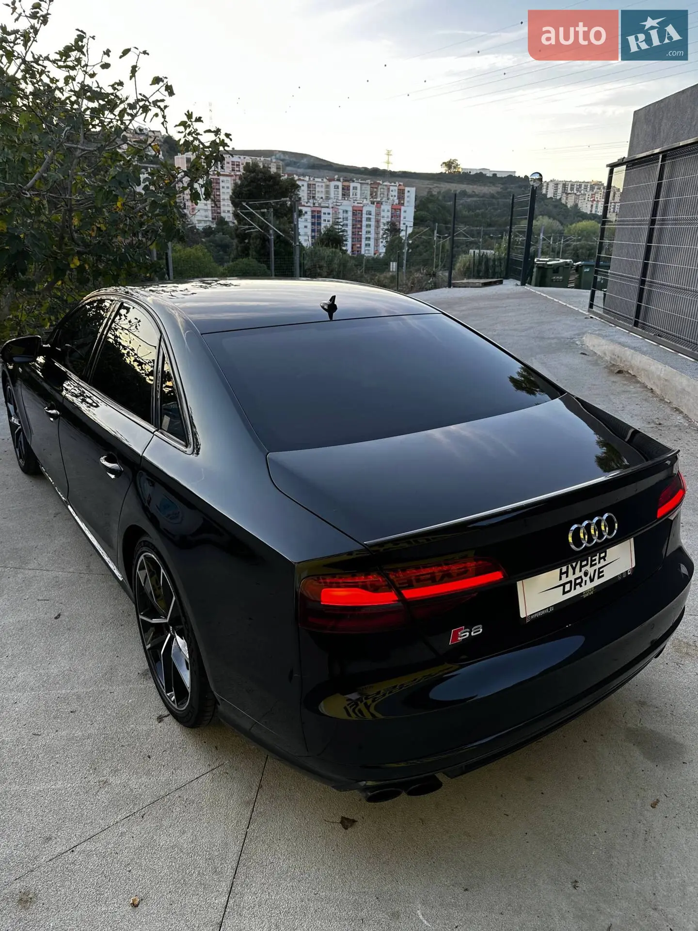 2016 Audi S8 - мініатюра 8