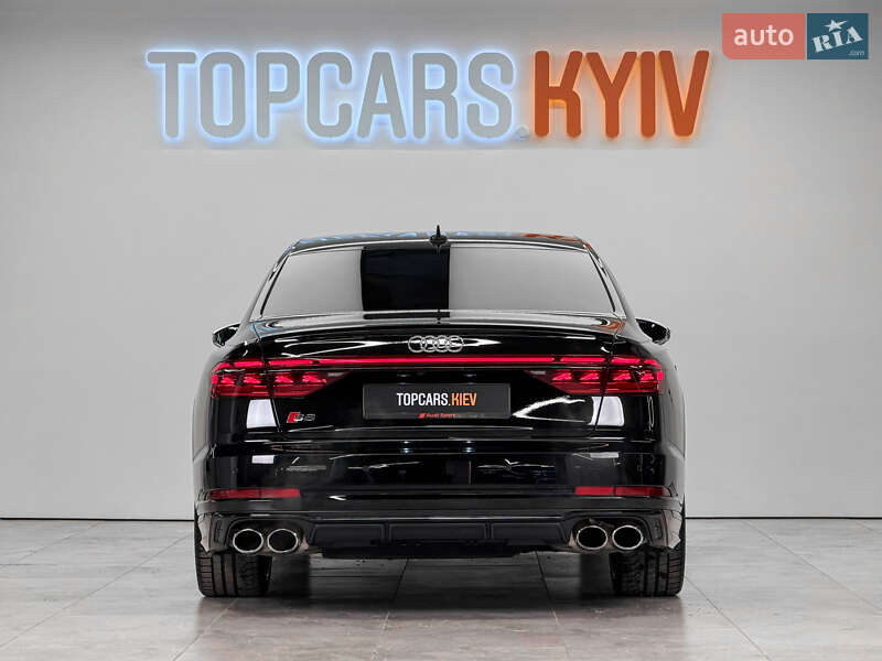 Седан Audi S8 2025 в Києві