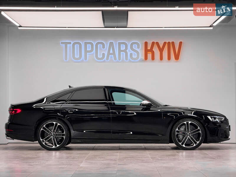 Седан Audi S8 2025 в Києві