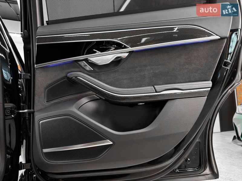 Седан Audi S8 2025 в Києві