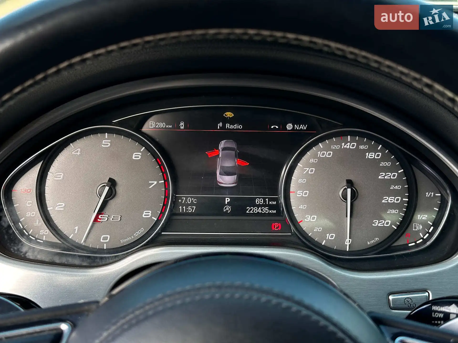 2013 Audi S8 - мініатюра 25